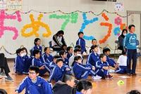 30新入生迎える会-2