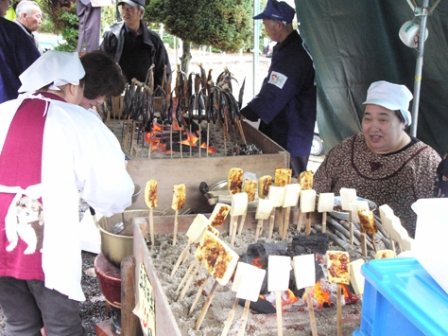 ふるさとの味を提供する「食の文化祭」などを行っている京津畑自治会