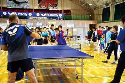 大東・猿沢中学校で「復興支援卓球イベント」