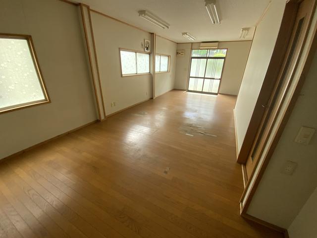 townhouse 〒029-0202　一関市川崎町薄衣字諏訪前