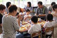 30給食試食-3