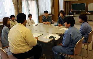 一関青年会議所青少年育成委員会メンバーとの座談会