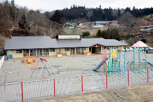 旧奥玉中跡地の一部を有効活用し、広々とした敷地に整備されました