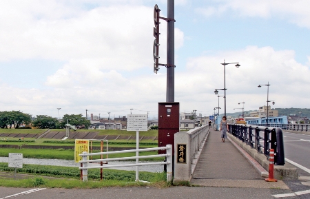 重要項目として堤防改修の促進と橋りょうの架け替えを要望した磐井川と磐井橋