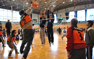 寒さを吹き飛ばす熱戦が展開されました