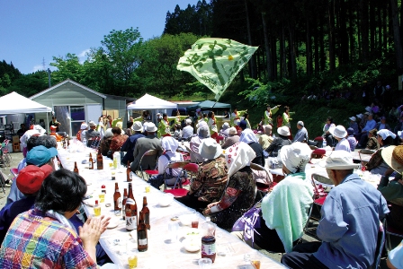 会員や利用者で一日中にぎわいを見せたたまご湯