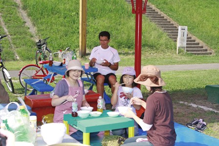 「とってもおいしかった」と大満足の家族連れ