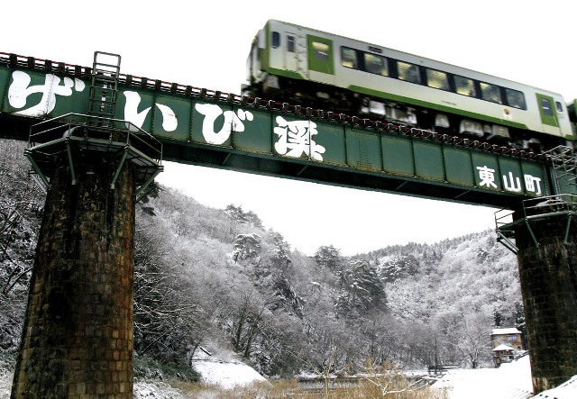 閑寂の渓谷