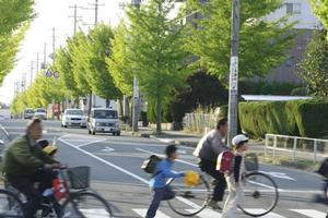 夕方、家路を急ぐ皆さん