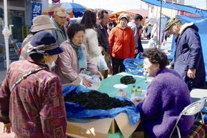 甚大な被害を受けた宮城県女川町から元気に参加された出店者