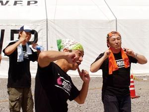 被災地支援で陸前高田市を訪れたゲイビマン。写真は公演前のリハーサルの様子
