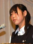 世界遺産塾ジュニアリーダーの荻荘瑶子さんもフォーラムで報告