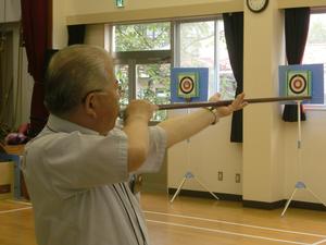 スポーツ吹き矢体験