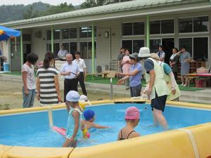 弥栄幼稚園ちびっこ広場の活動を見学