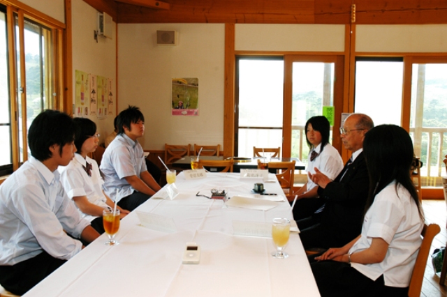 座談会の様子