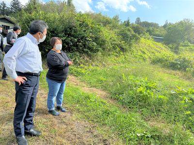 豆腐工房視察の様子