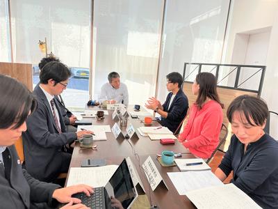 地域内の企業、個人事業主の方との懇談の様子
