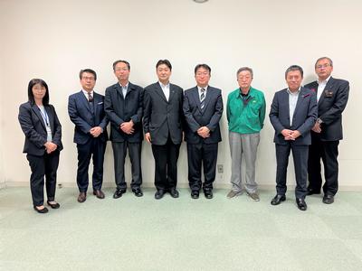 大東町進出企業連絡協議会との懇談の様子