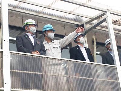 室根統合小学校の建設現場視察の様子