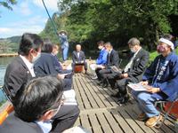 観光産業関係者との懇談の様子