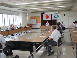 花泉町行政区長会役員との懇談の様子