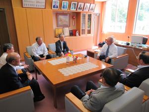 室根大祭関係者との懇談の様子