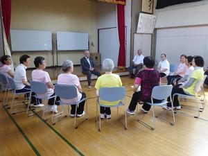 真柴市民センター利用団体の活動状況視察のようす