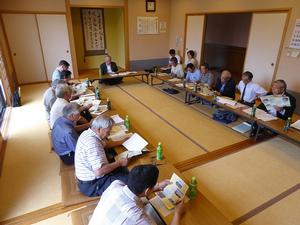 中里まちづくり協議会役員との懇談の様子