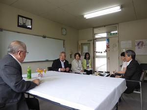 中里市民センター職員との懇談の様子