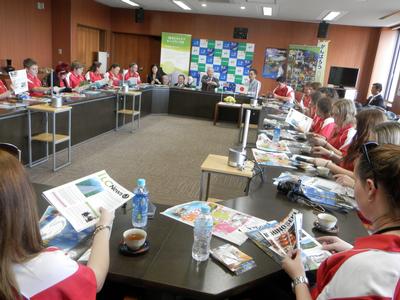 エメラルド州立高校訪問団による市長表敬訪問