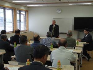 行政区長会議での市長講話のようす
