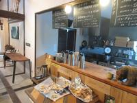 アカデミー内にカフェもあります