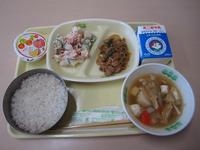 2025年10月23日の猿沢小学校リクエスト献立の写真