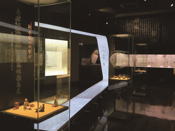 常設展示室の展示風景1