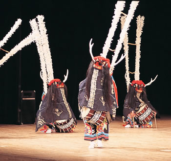 舞川鹿子躍の様子