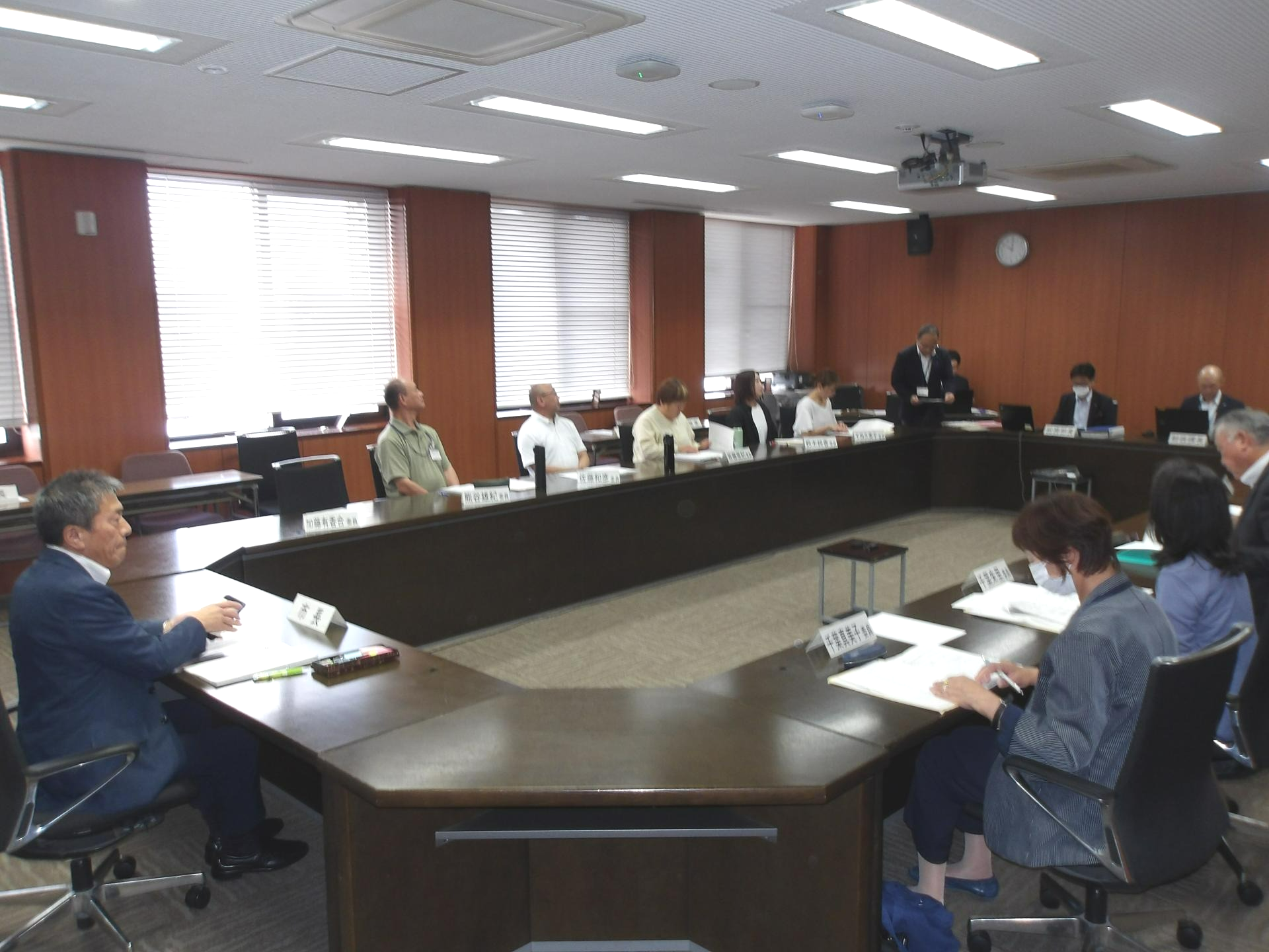 一関市行財政改革推進審議会の様子