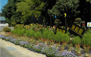 一般花壇部門最優秀賞を受賞した巻畑自治会社会部の花壇