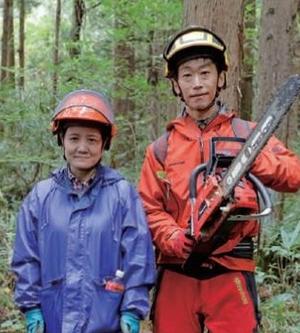 活動中の丸谷隊員夫婦の様子
